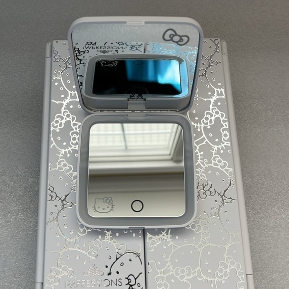 🆕 Impressions For Hello Kitty Super Cute Trifold + Compact Mirror Bundle USB - Picture 10 of 12